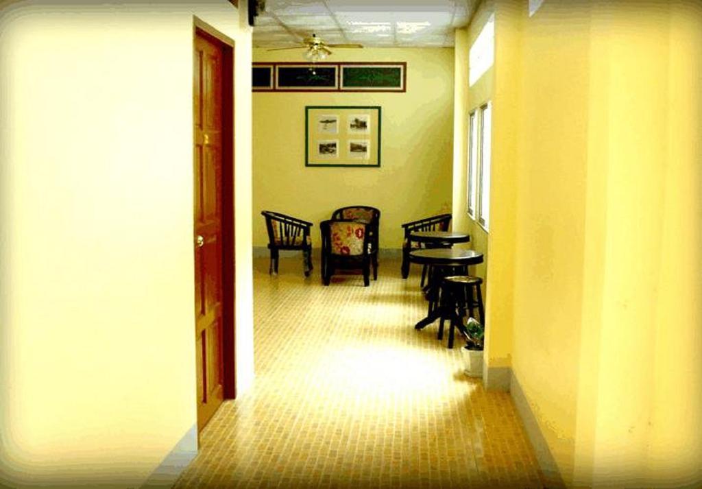 D'S Corner & Guesthouse Phuket Екстериор снимка
