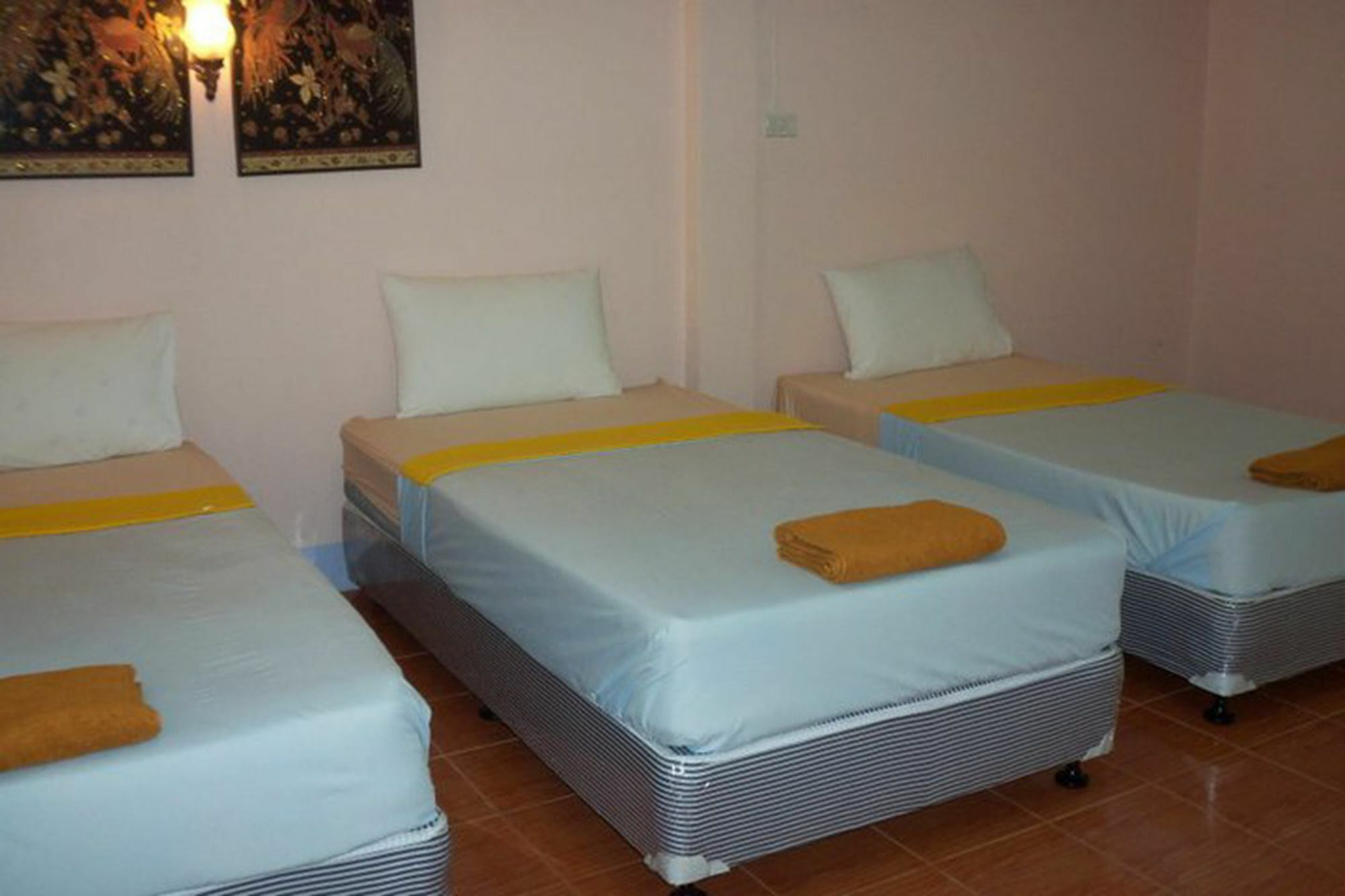 D'S Corner & Guesthouse Phuket Екстериор снимка