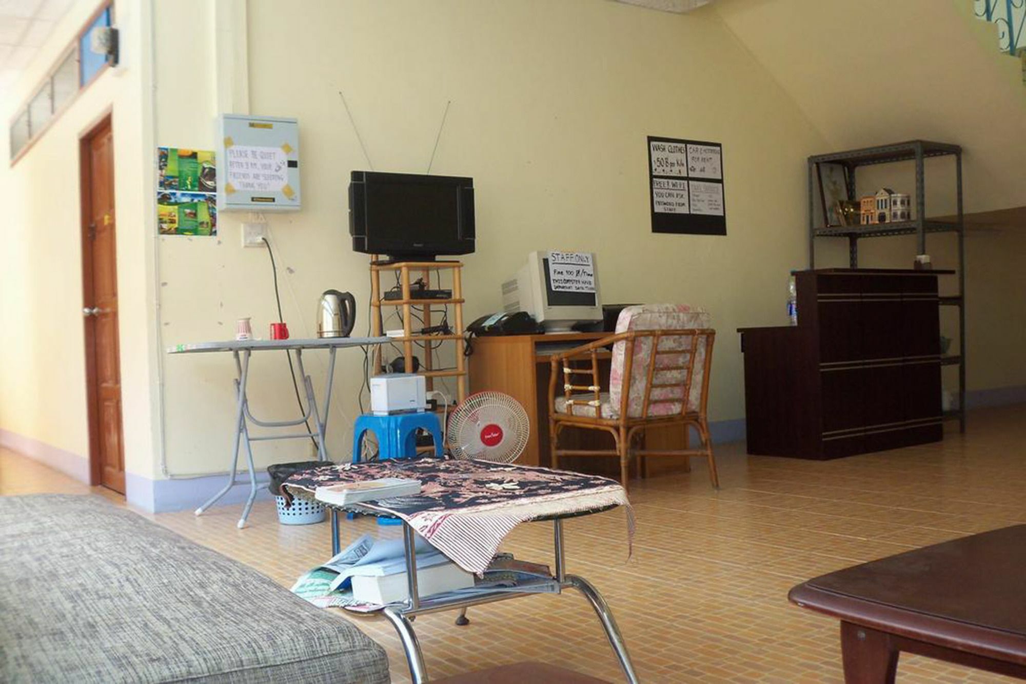 D'S Corner & Guesthouse Phuket Екстериор снимка